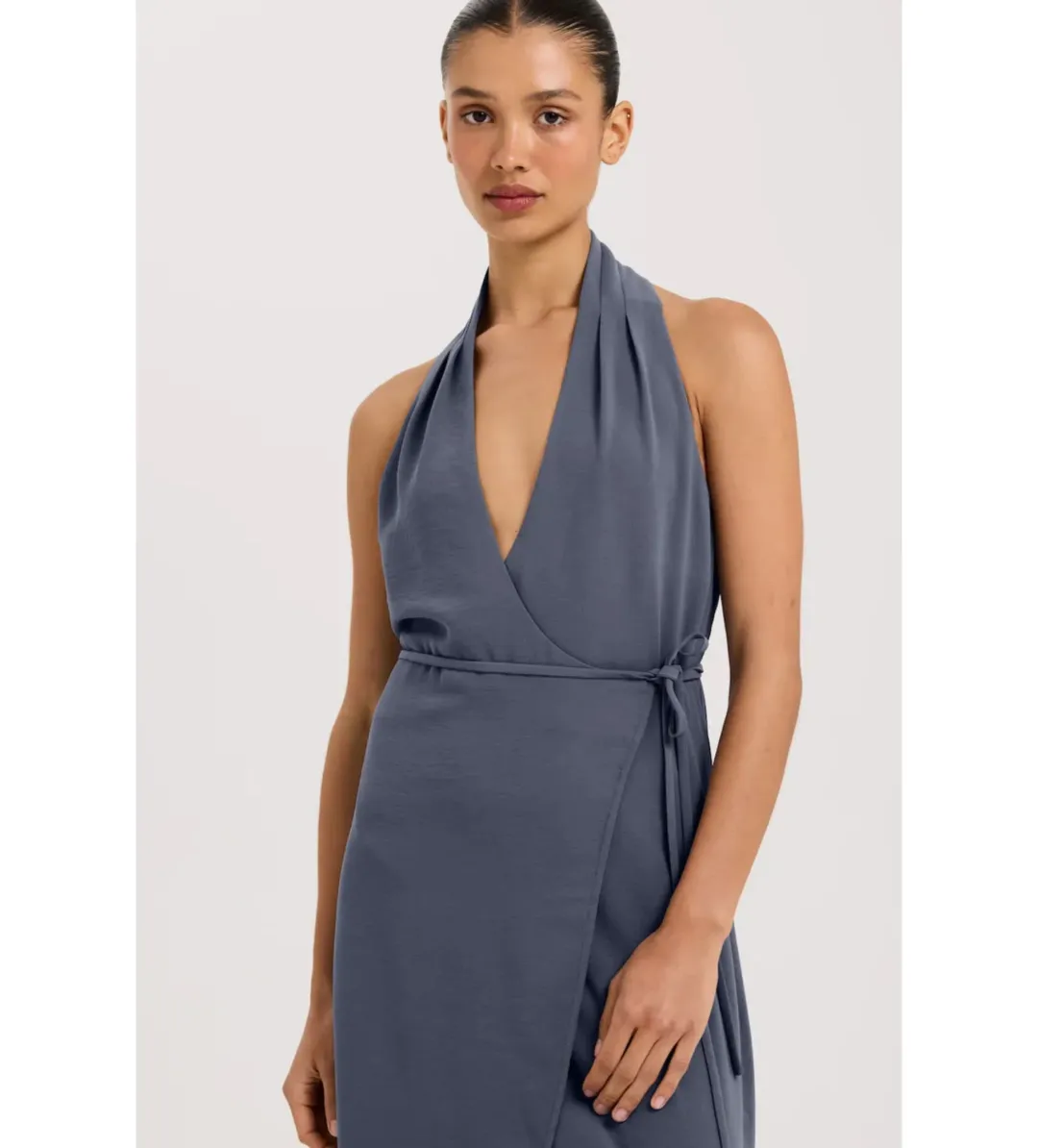 Henne Vida Maxi Dress Slate Size AU 6 for rent on The Volte - main image