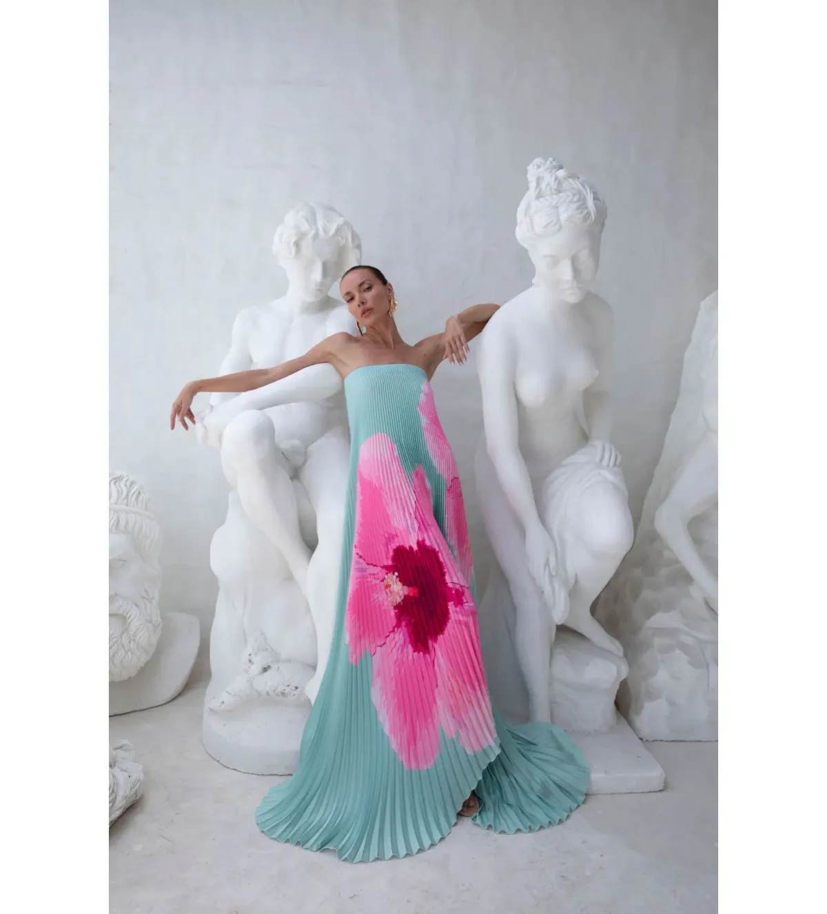 L'idée Biscous Strapless Gown Hibiscus Verde Size S / AU 8 for rent on The Volte - main image
