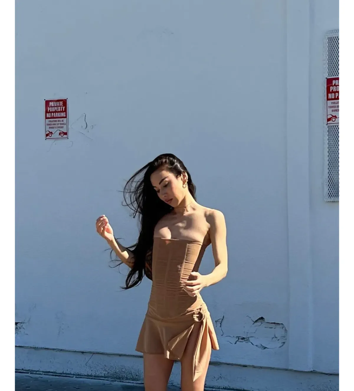 Are You Am I Nude Sunniva Set Size AU 6 to 8 for rent on The Volte - main image
