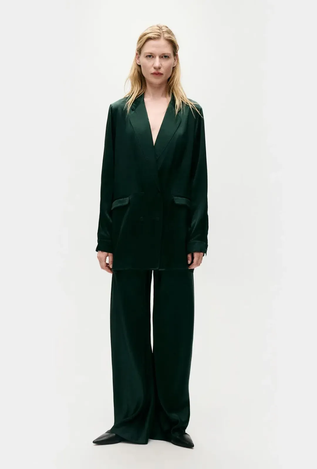 Silk Laundry Relaxed Blazer Scarab Green Size AU 8 for rent on The Volte - main image