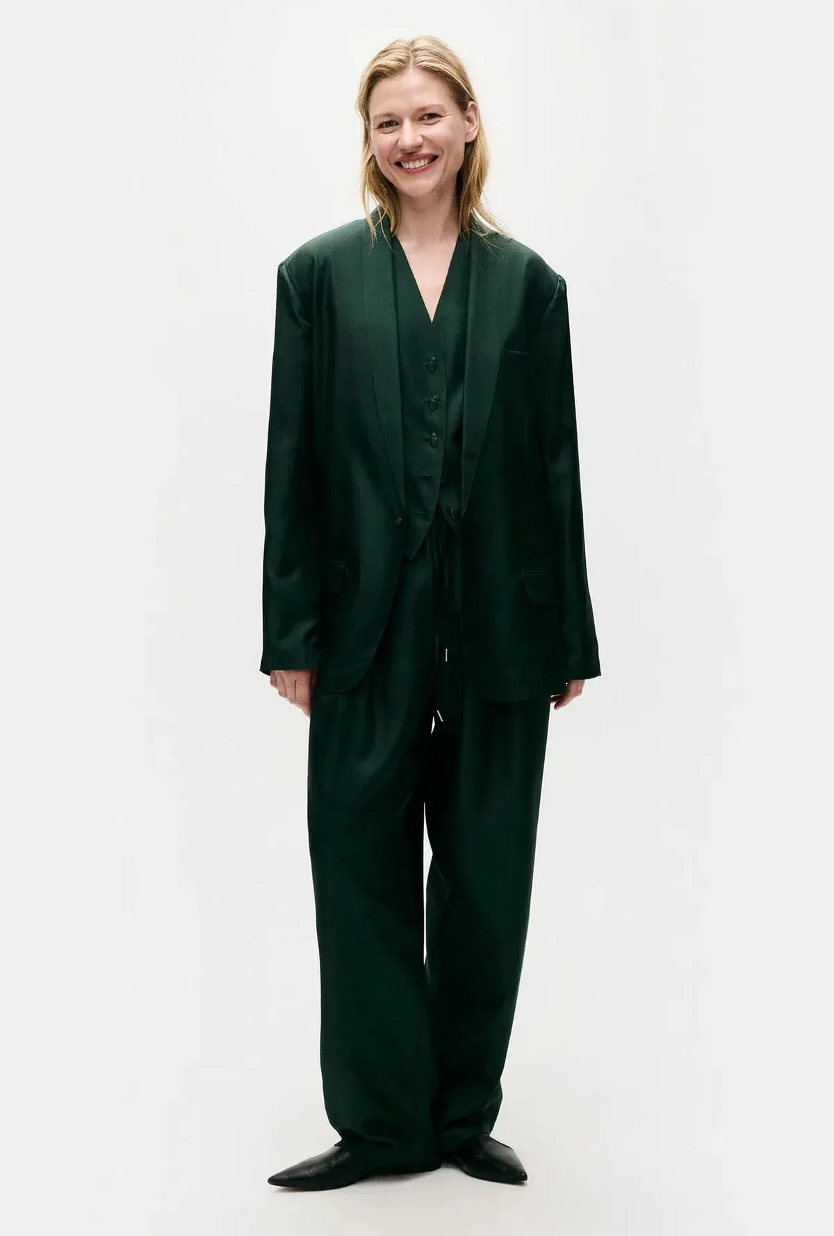 Silk Laundry Twill Miami Blazer Scarab Green Size 8/S for rent on The Volte - main image