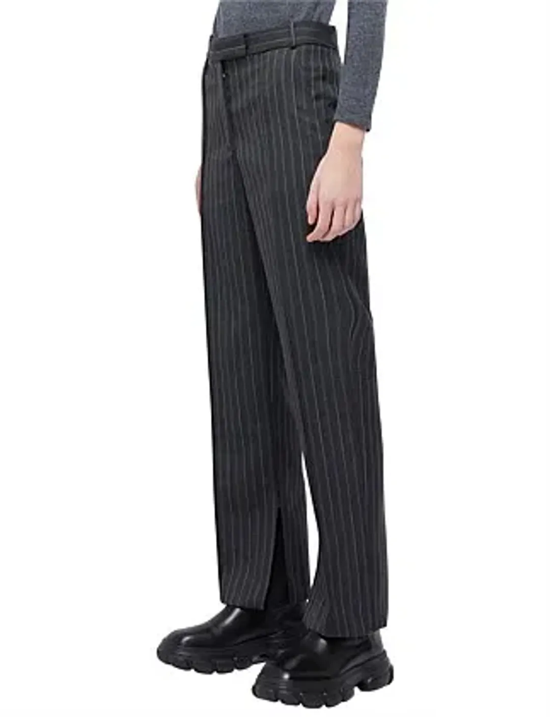 Simkhai Vera Straight Leg Crop Pant Black Size US  2 / Au 6 for rent on The Volte - main image