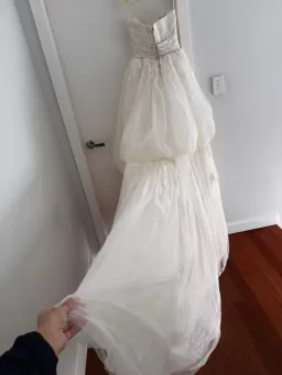 Pronovias Bridal size 10 for rent on The Volte - image 7