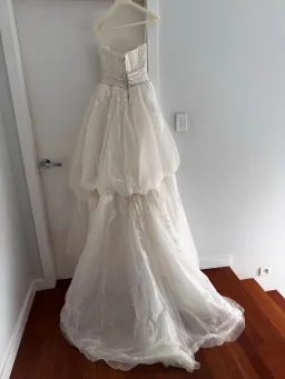 Pronovias Bridal size 10 for rent on The Volte - image 2