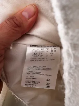 Pronovias Bridal size 10 for rent on The Volte - image 4
