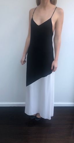 Alice and Olivia Maggie Two Tone Crepe De Chine Maxi Dress Black/White Size 4 for rent on The Volte - image 3