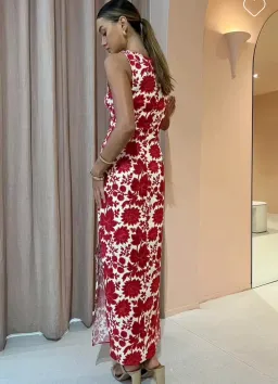 Sir the Label Cinta Cut Out Midi Dress in Valentina Floral Print Size 8 for rent on The Volte - image 3