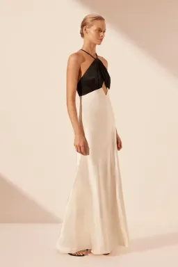Shona Joy Lino Cross Back Halter Maxi Dress Cream Black Size 6 for rent on The Volte - image 2