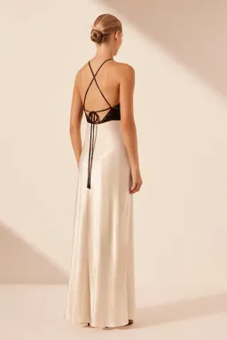 Shona Joy Lino Cross Back Halter Maxi Dress Cream Black Size 6 for rent on The Volte - image 4