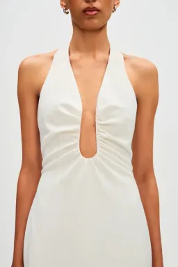 Misha Alusia Maxi Dress White Size 8 for rent on The Volte - image 3