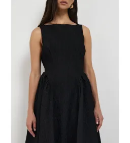 Sheike Lana Maxi Dress in Black Size XXXL / AU 18 for rent on The Volte - image 3