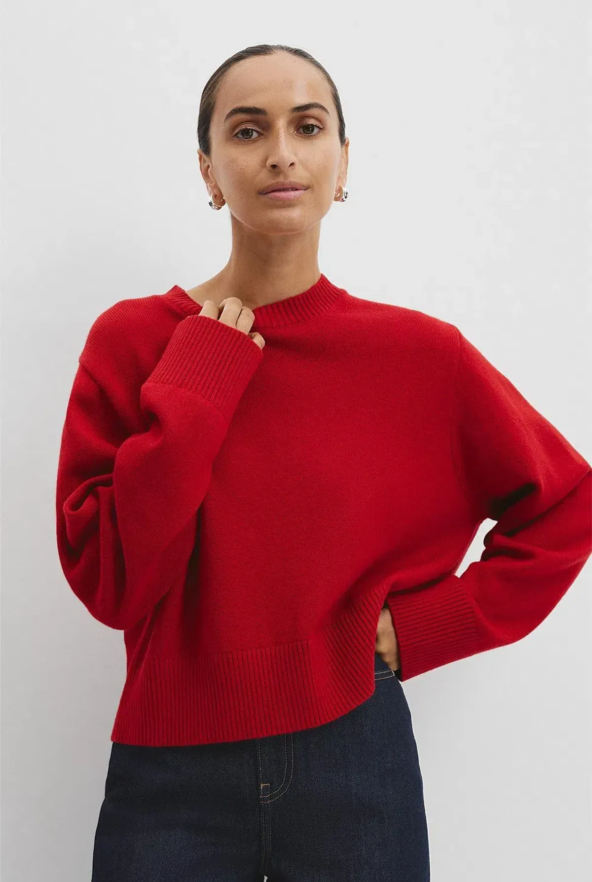 Country Road Organically Grown Cotton Blend Crop Crew Neck Knit Red Size AU  for rent on The Volte - main image