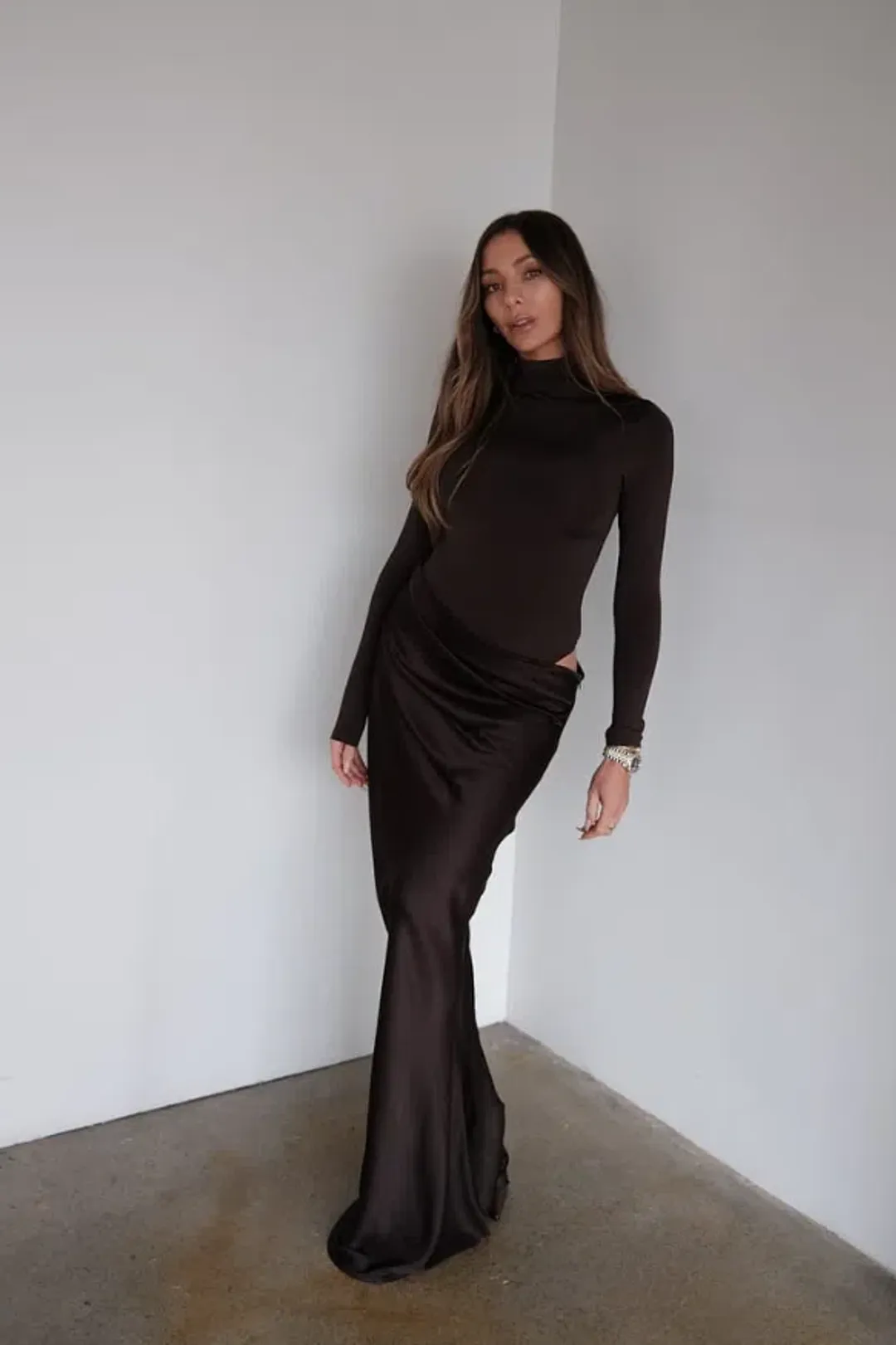 Henne Soraia Brown Size 10 for rent on The Volte - main image