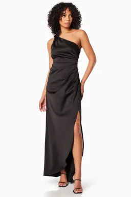 Elliatt Biarritz Gown Black Size 10/M for rent on The Volte - image 1