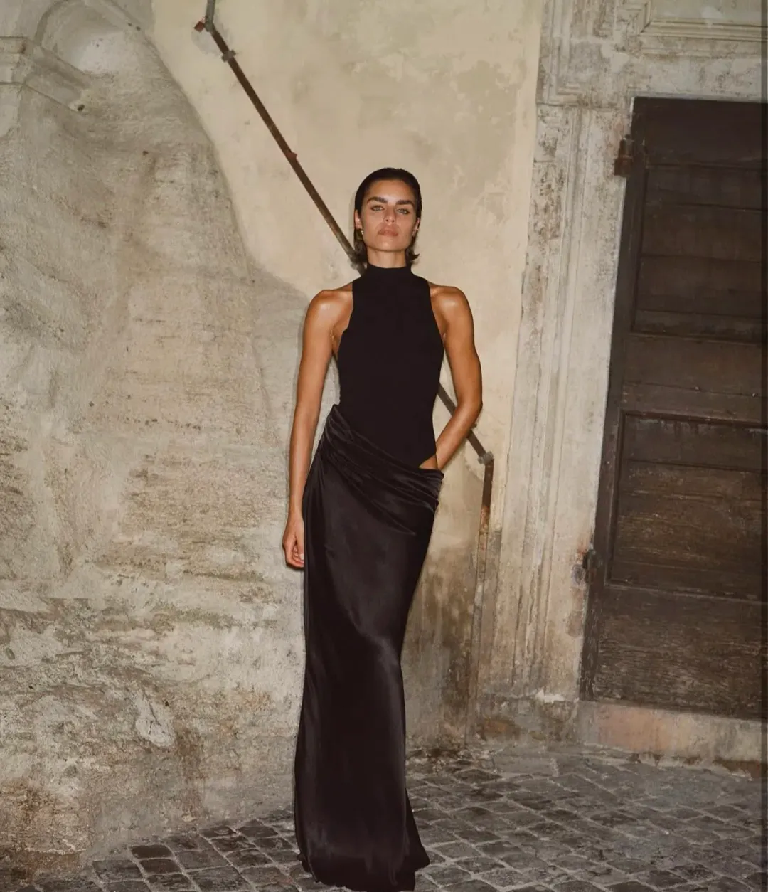 Henne  Soraia Dress Black Size 8  for rent on The Volte - main image