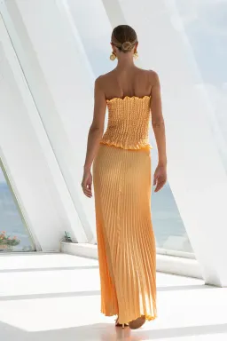 L'ldee Maya Gown in Sorbet Size AU6 for rent on The Volte - image 5