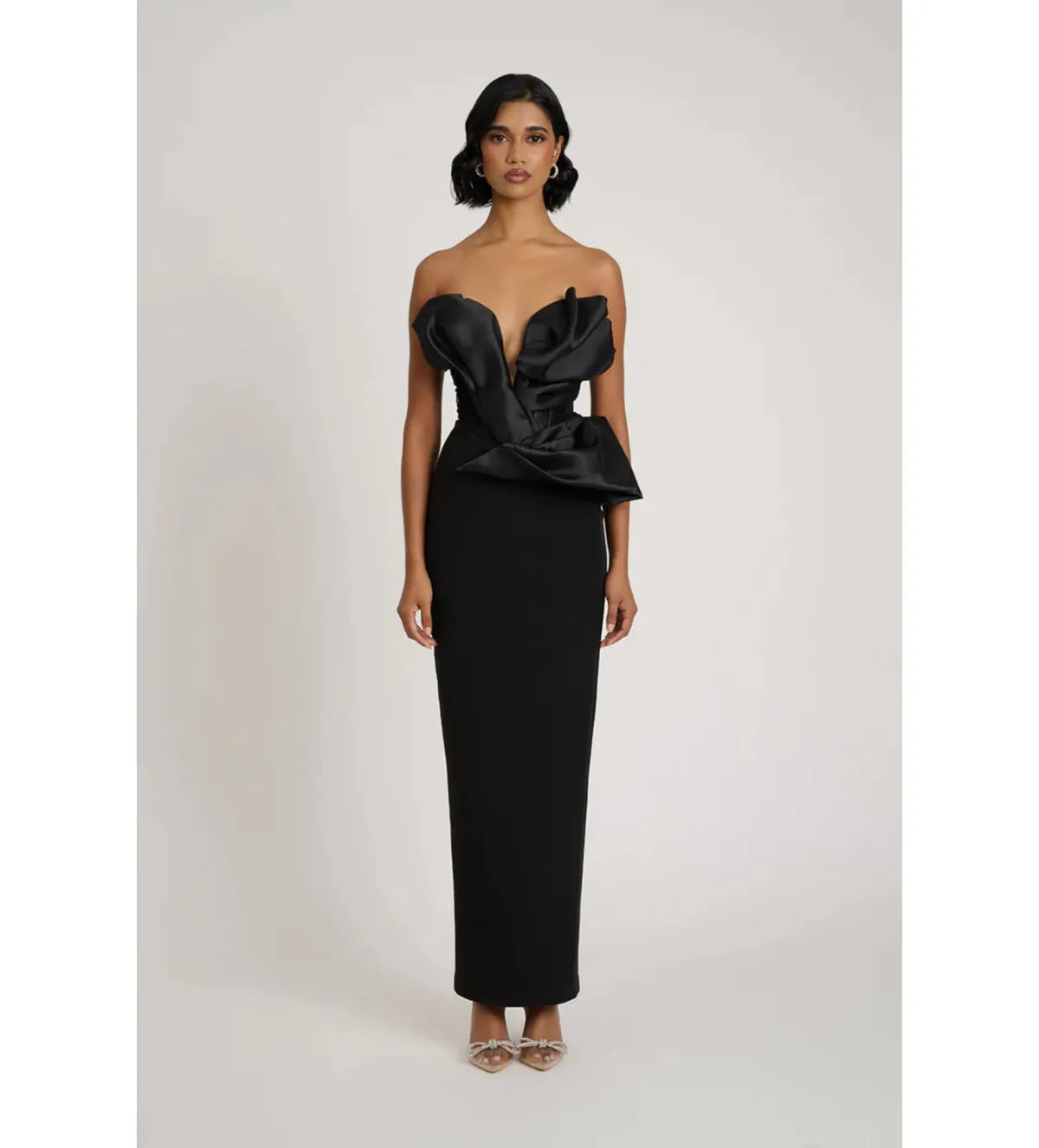 Eliya The Label Auri Gown in Black Size S/AU8 for rent on The Volte - main image