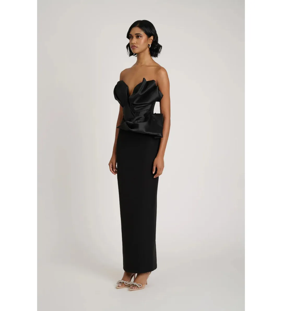 Eliya The Label Auri Gown in Black Size S/AU8 for rent on The Volte - main image