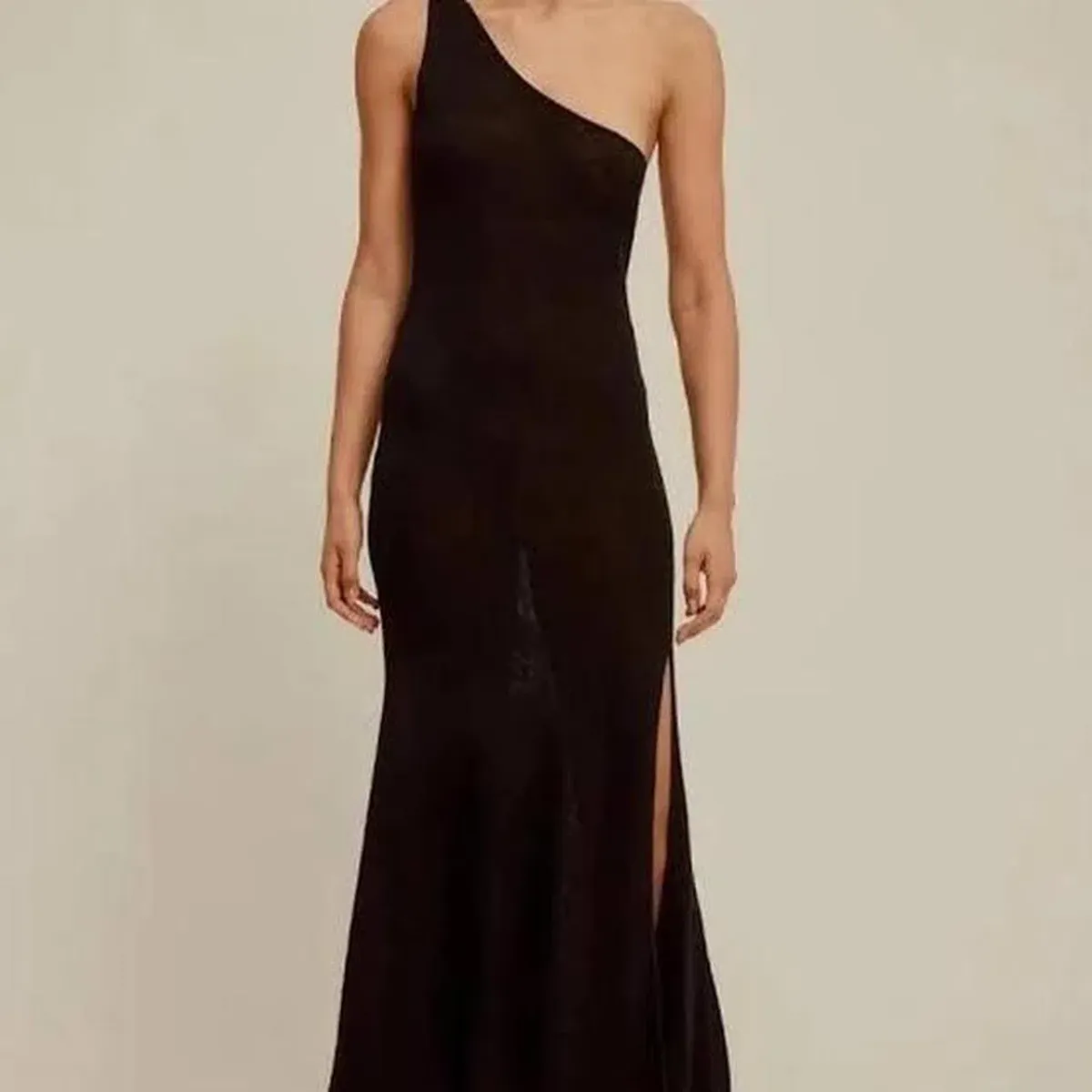 Venroy One Shoulder Maxi Dress Black Size M / AU 10 for rent on The Volte - main image
