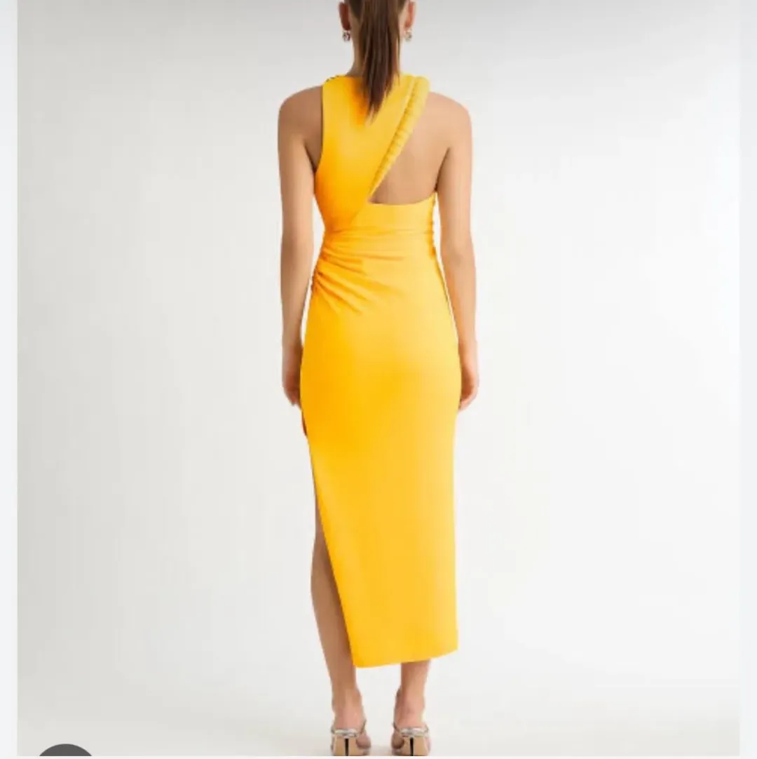 Sheike Portland Midi Dress Yellow Size 18  for rent on The Volte - main image