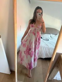 L’idée Jardin Gown Jardin Pink Size 8  for rent on The Volte - image 1