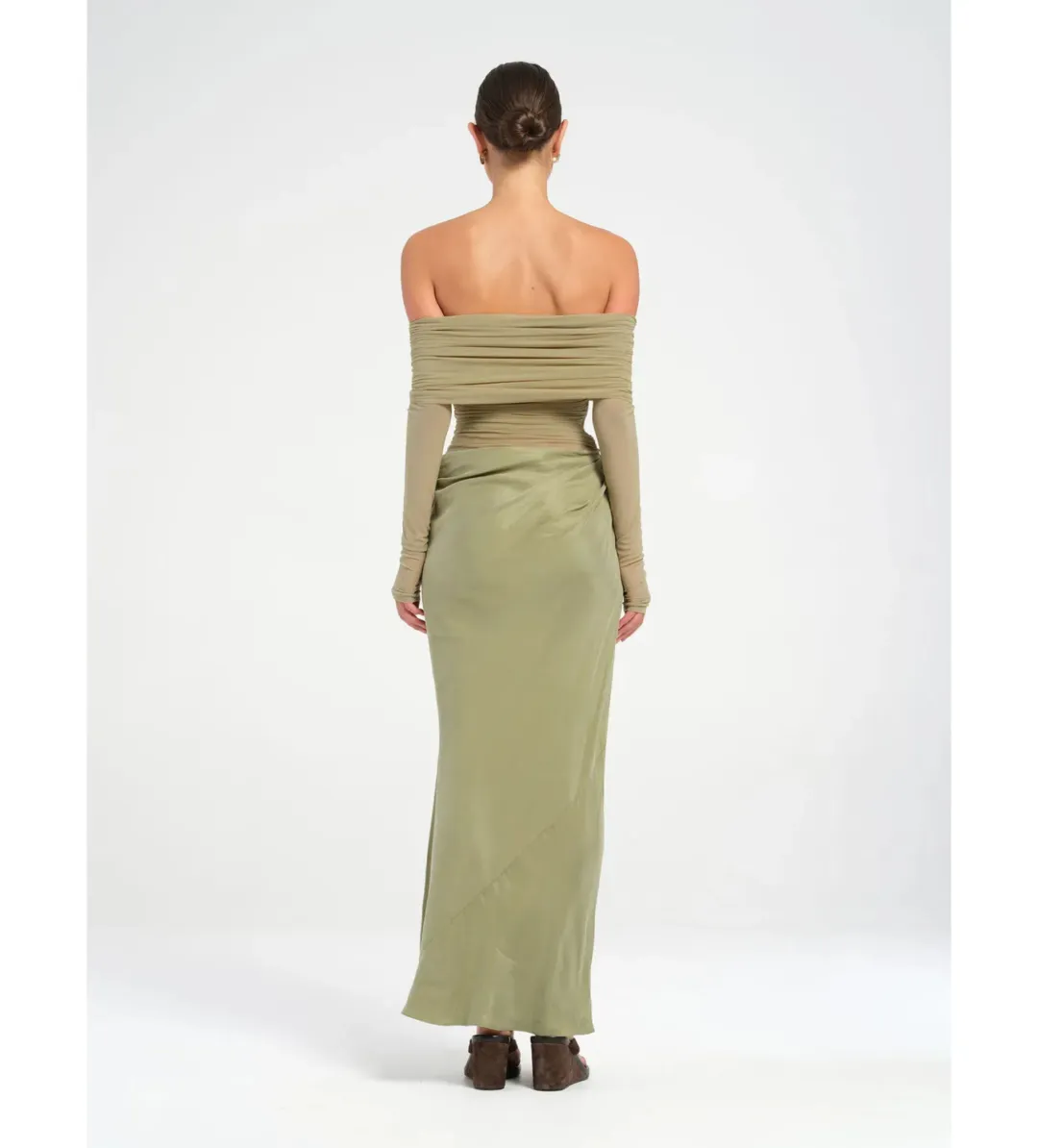 Benni Yasmin Off-Shoulder Maxi Dress Pistachio Size 10 for rent on The Volte - main image