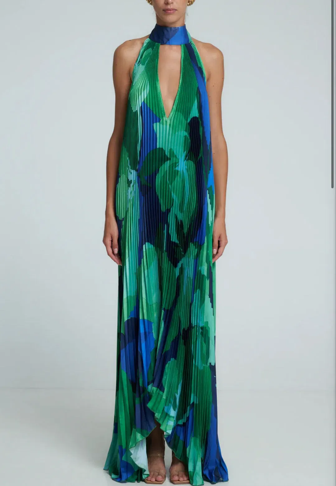 L'IDEE OPERA GOWN IN CAPRI GREEN SIZE 10 for rent on The Volte - main image