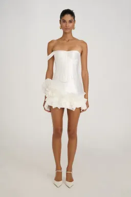 ELIYA THE LABEL White Kerrie Jenaya Set | S 8 for rent on The Volte - image 2