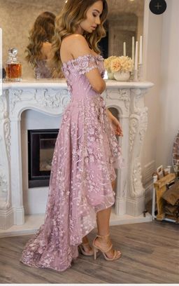 Marian Rahme Rosetta Gown size 8 for rent on The Volte - image 4