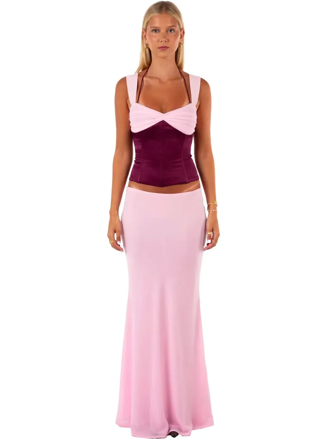 I am Delilah SCARLETT SET BERRY SIZE S for rent on The Volte - main image