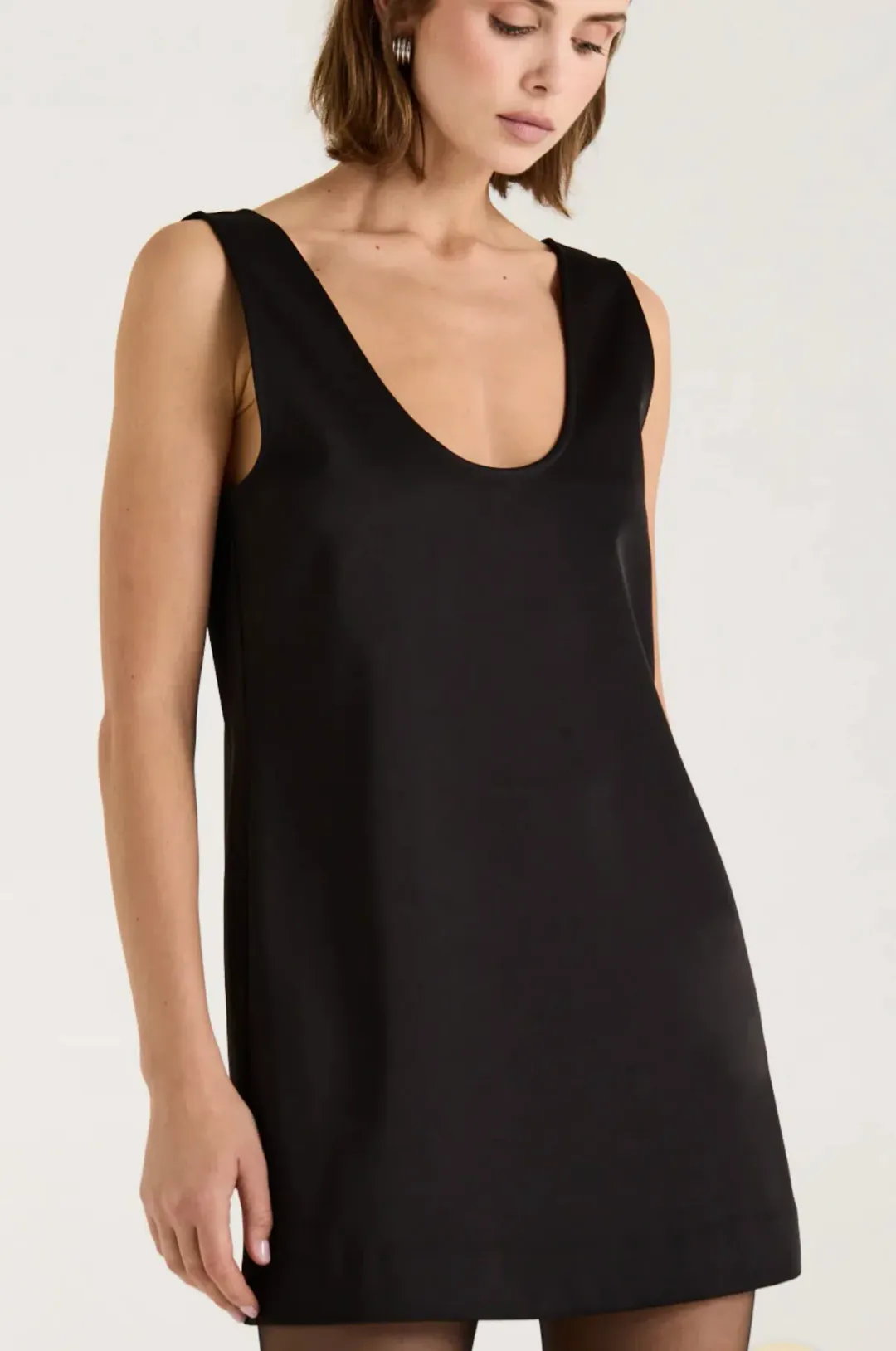 Henne Black Dahlia mini dress size 8 for rent on The Volte - main image