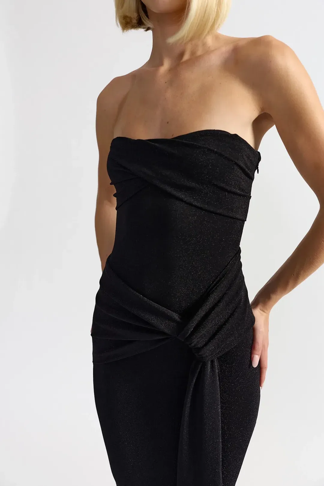Lexi Tiffany Black size 8 for rent on The Volte - main image
