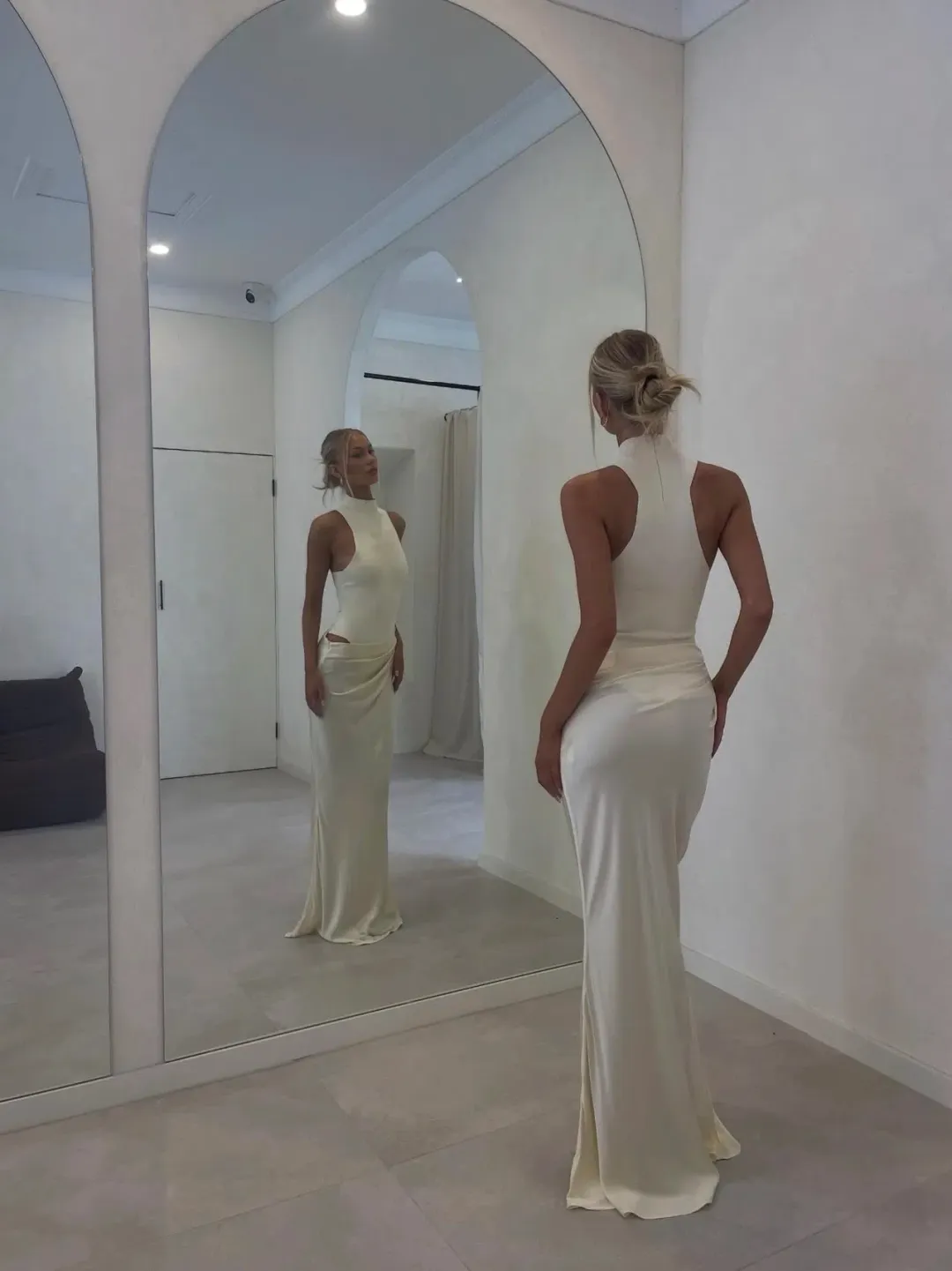 HENNE - Soraia Maxi Size 6 for rent on The Volte - main image
