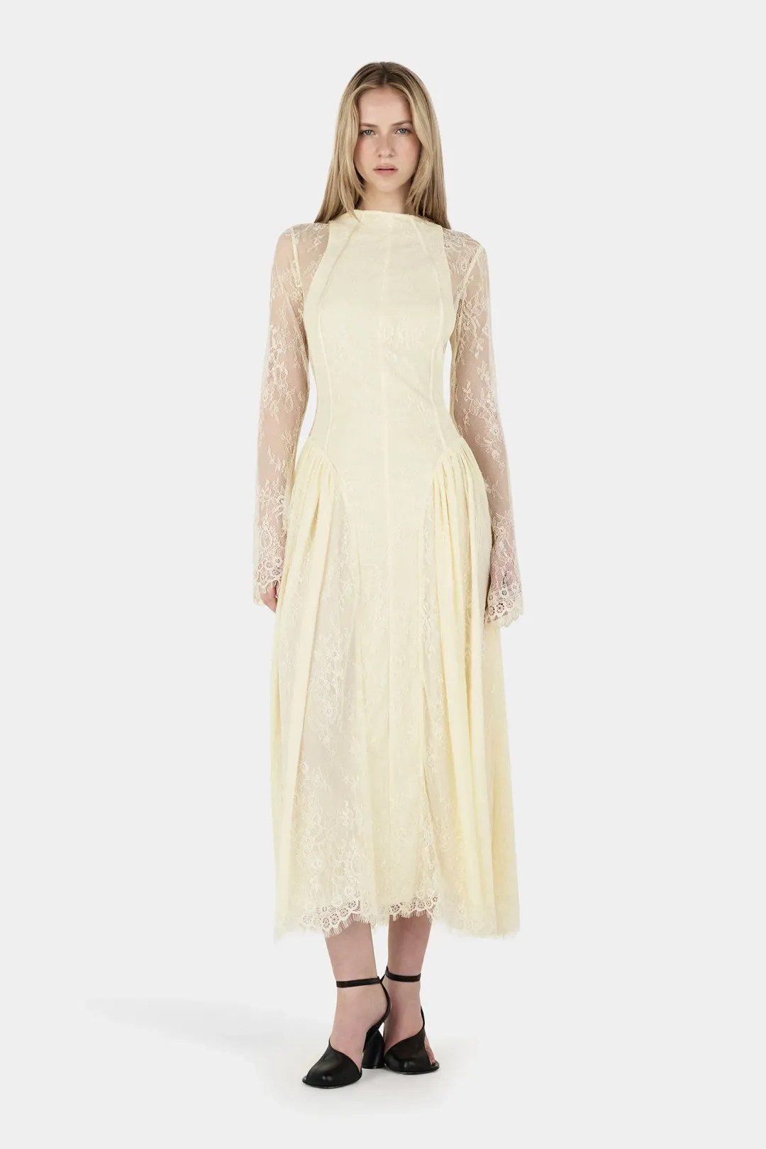 Hansen And Gretel Violetta Lace Dress Butter Size 8 for rent on The Volte - main image
