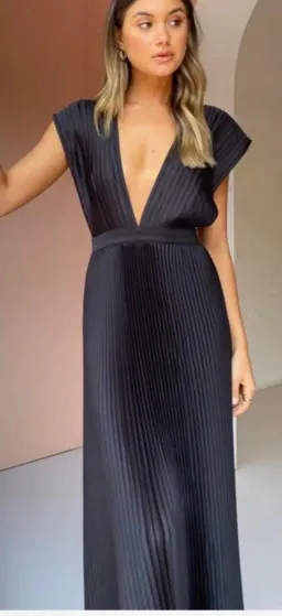 Lidee Gala dress in black, size 6  for rent on The Volte - image 1