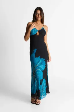 Sasha Therese Raya Maxi Dress Blue size 6 for rent on The Volte - image 6