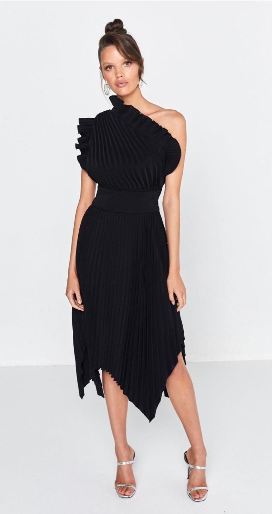 Mossman dress size 6 for rent on The Volte - main image