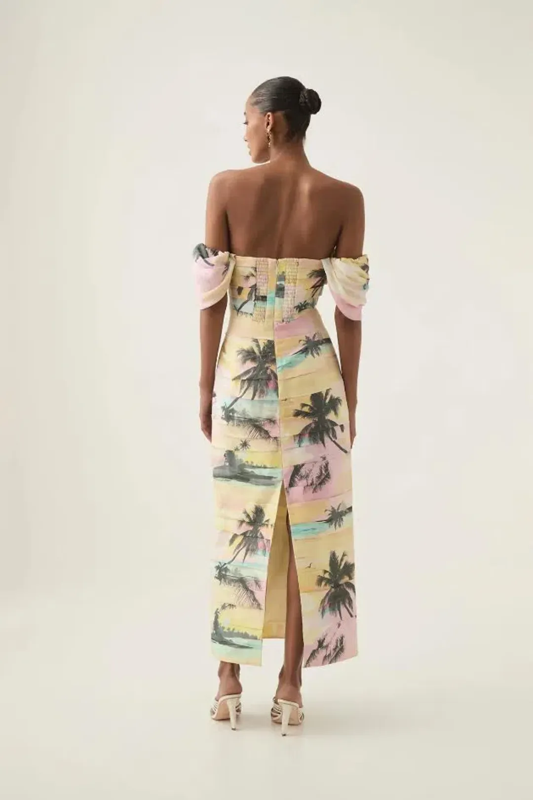 🌸 NEW AJE Zara Gathered Maxi Dress – Tropical Sunset Sky – Size AU 8 - Pink / Blue / Yellow🌸 for rent on The Volte - main image