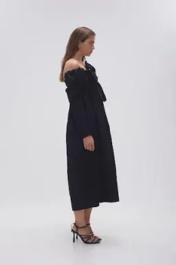🖤 AJE Valentina Bow Midi Dress in Black – Size AU 8 - Evening Outfit 🖤 for rent on The Volte - image 5