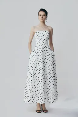 Jacquard A-Line Strapless Gown by Carla Zampatti Size 8 for rent on The Volte - image 5