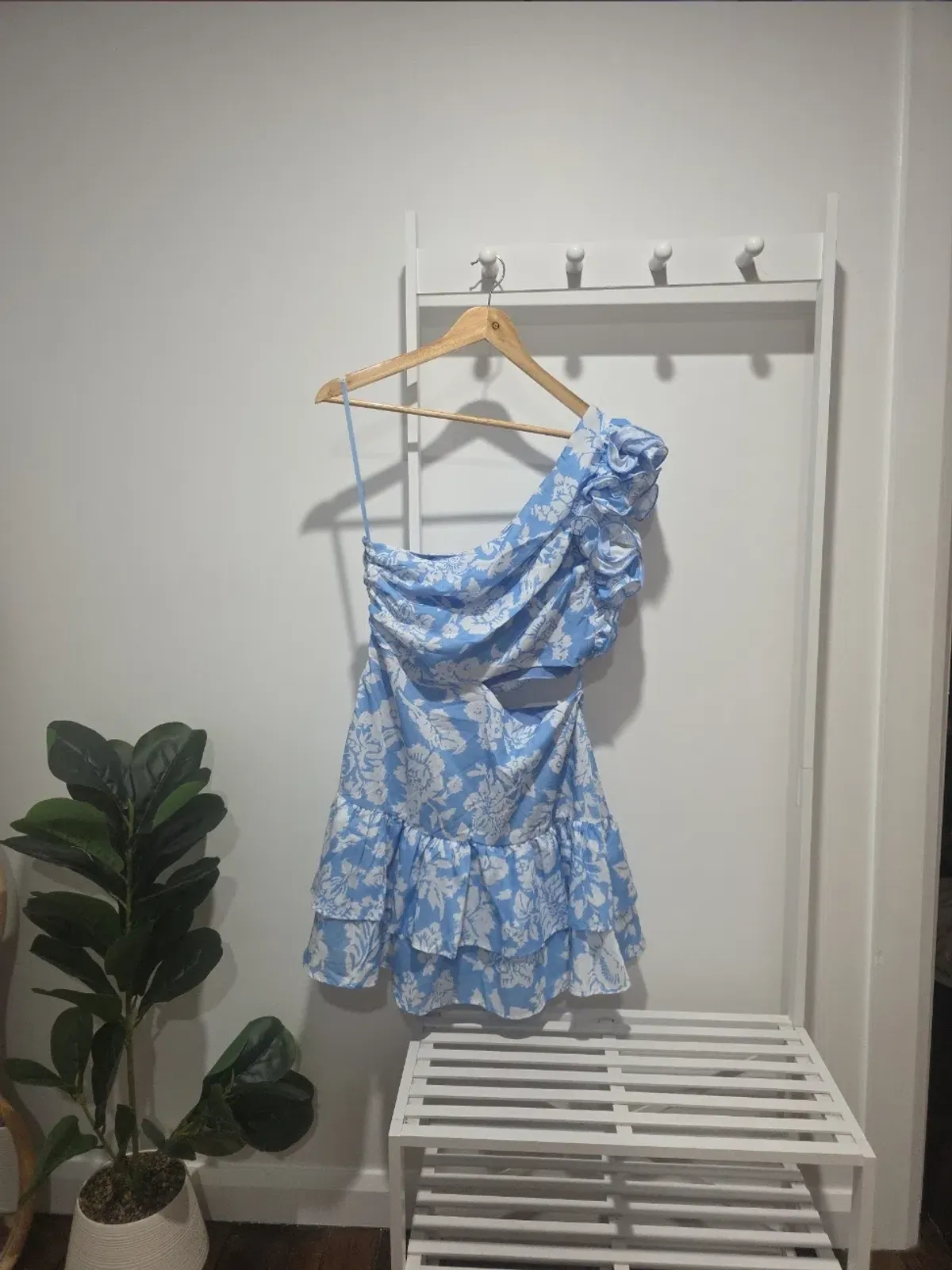 Sumi Mini dress - Billy J Boutique - size 14 for rent on The Volte - main image