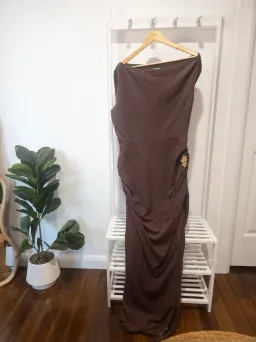 Chocolate brown sheik dress - Pretty Little Things - size 12 for rent on The Volte - image 1