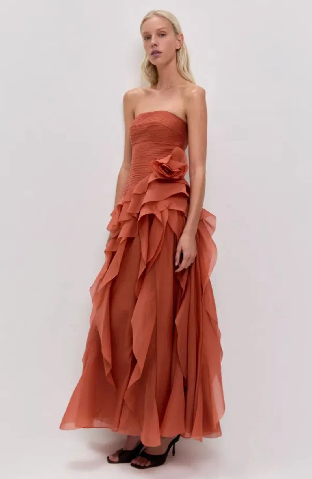 CANYON GOWN | CORAL CLAY - SIZE 8 for rent on The Volte - main image