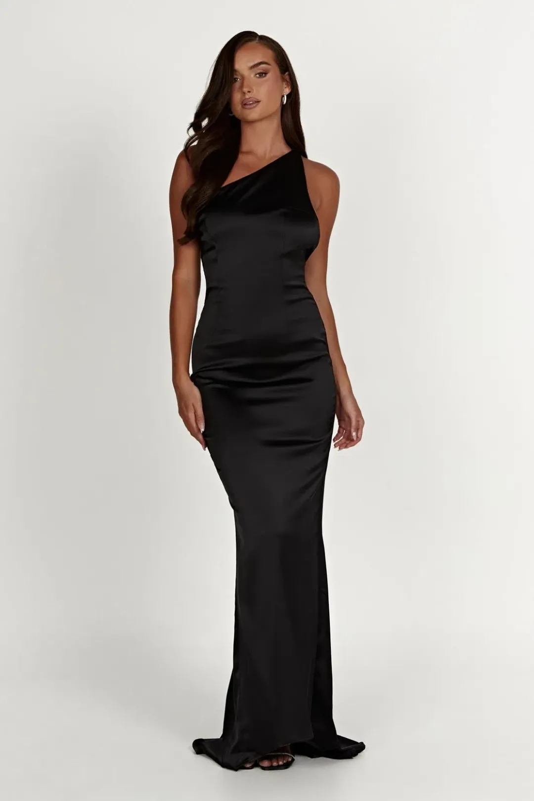 Harper One Shoulder Gown - Black Size M for rent on The Volte - main image