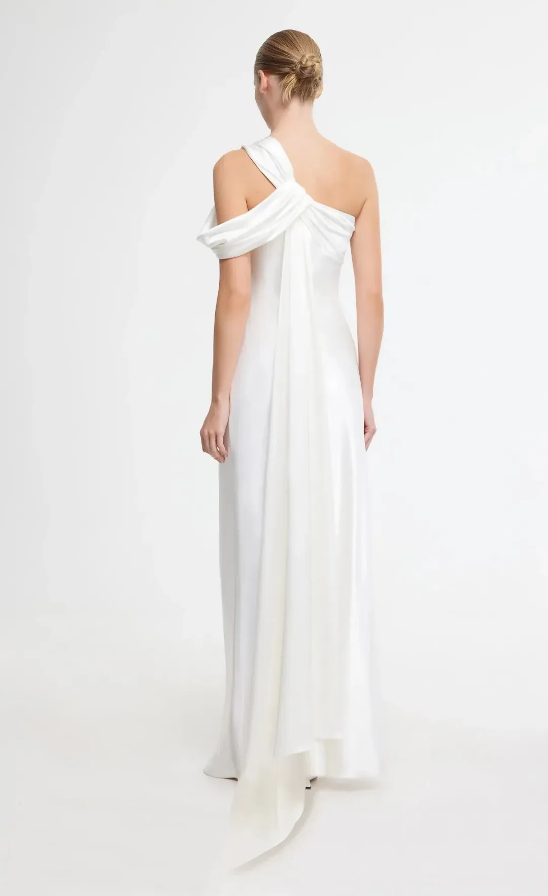 ACLER Ashbourne Gown Ivory Size 8 AU for rent on The Volte - main image