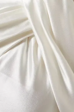ACLER Ashbourne Gown Ivory Size 8 AU for rent on The Volte - image 9