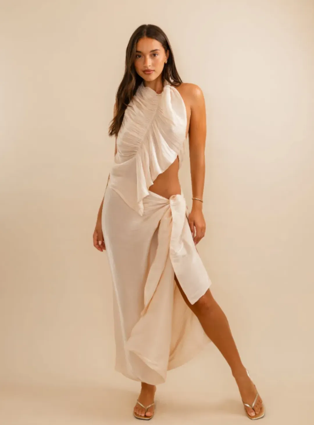 Kostur Kulture Bobbies Set in Champagne size 10/medium for rent on The Volte - main image
