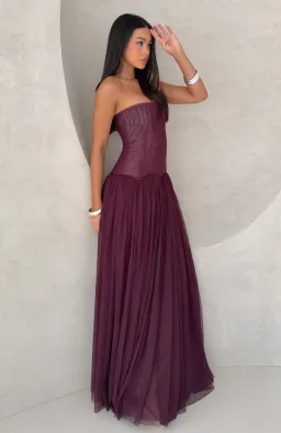 White Fox Magic Muse Maxi Fig for rent on The Volte - image 3