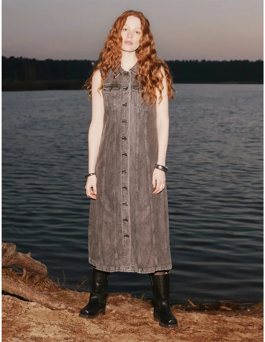 Neuw Denim Chelsea Denim Midi Dress L Alphaville for rent on The Volte - main image