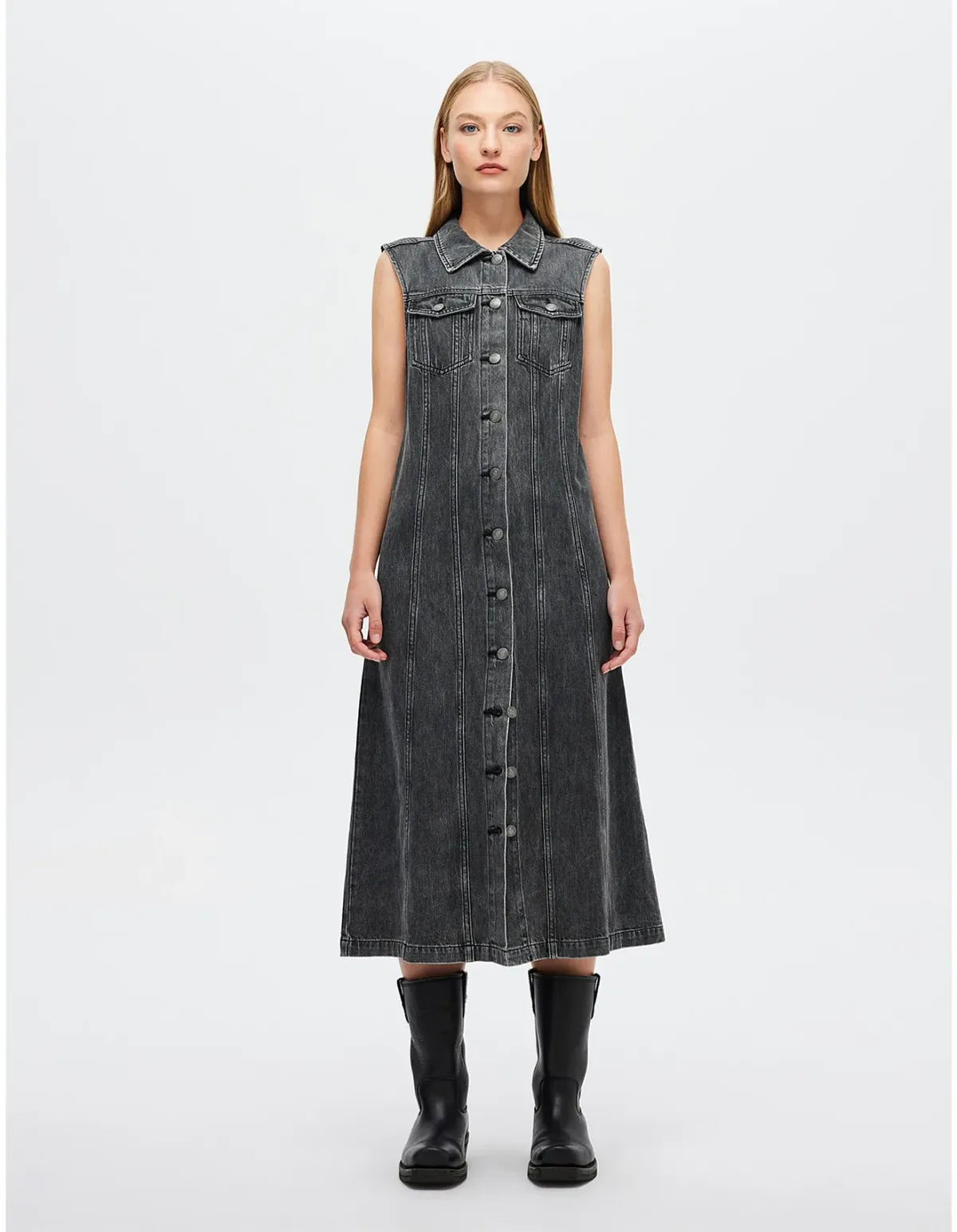 Neuw Denim Chelsea Denim Midi Dress L Alphaville for rent on The Volte - main image